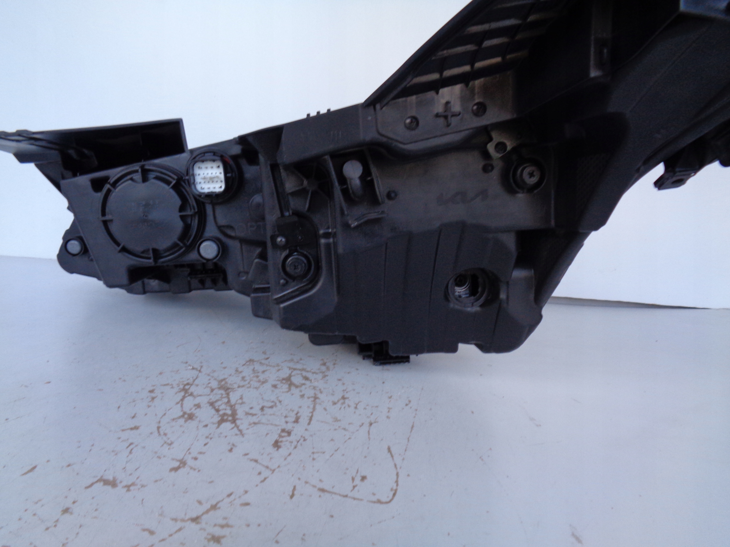 PRAVE PREDNE SVETLO KIA EV6 21- FULL LED GT LINE