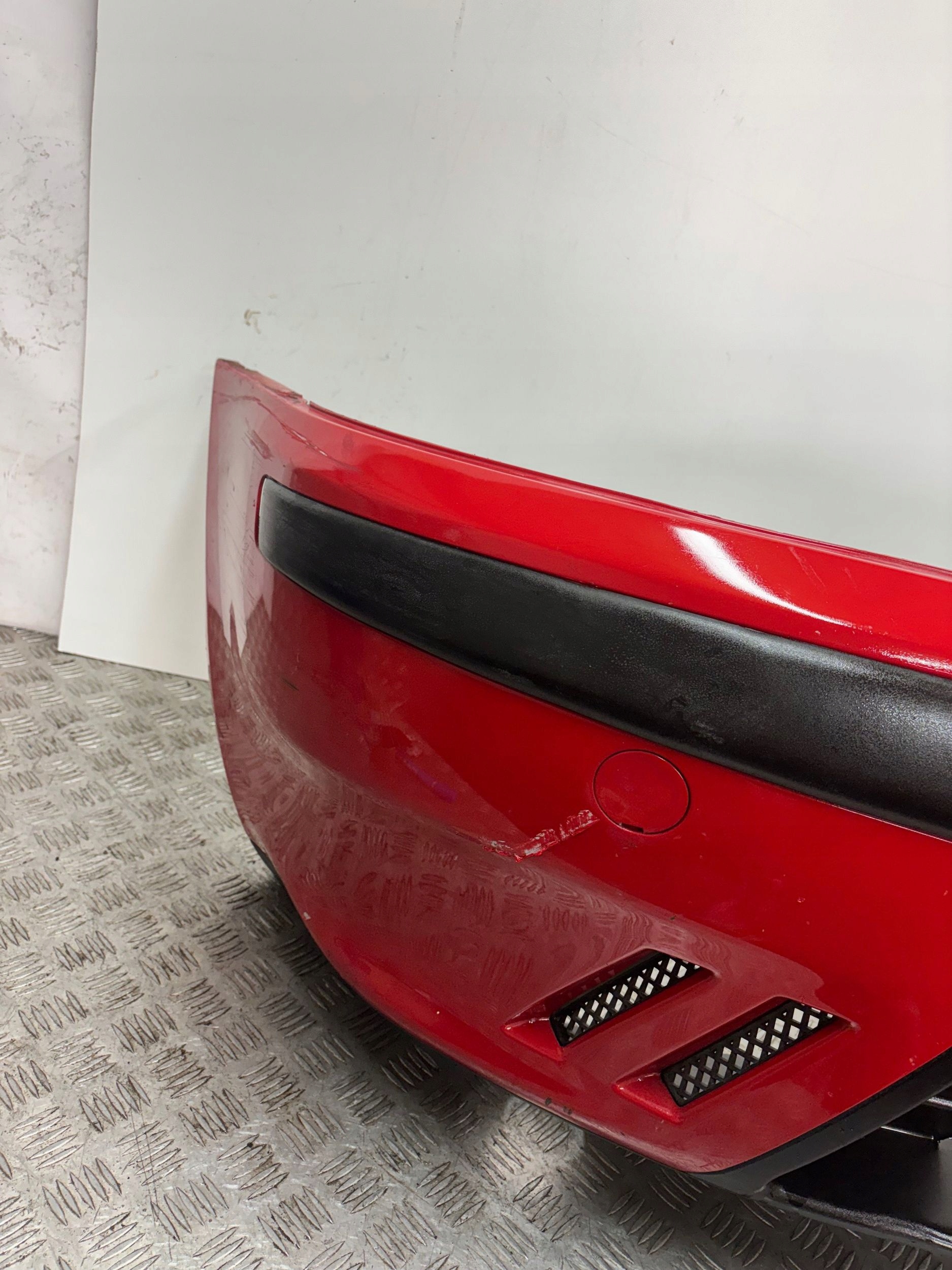 PREDNÝ NÁRAZNÍK FIAT PUNTO II 2 3DVEROVÝ