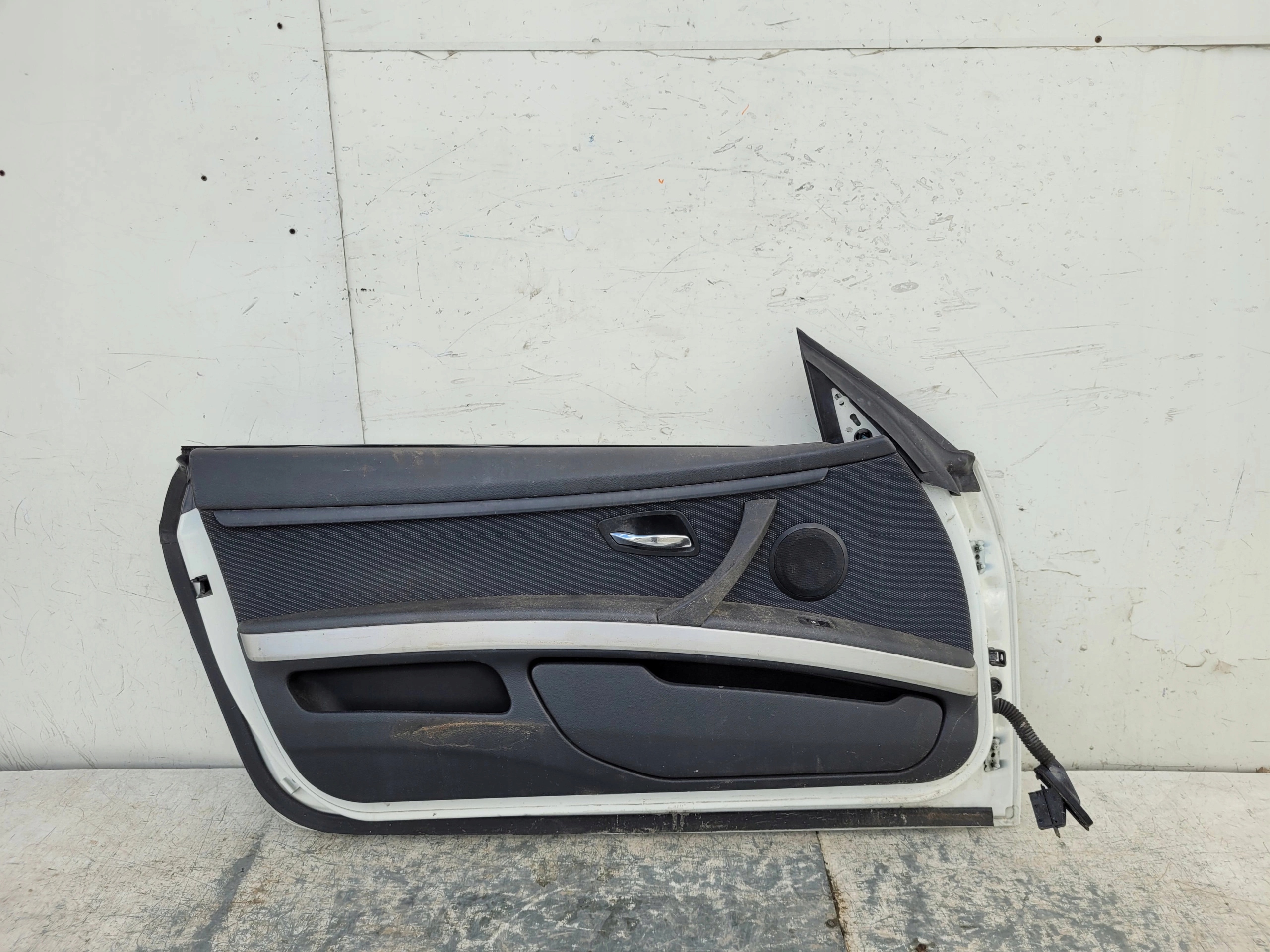 BMW 3 E92 E93 ĽAVÉ DVERE