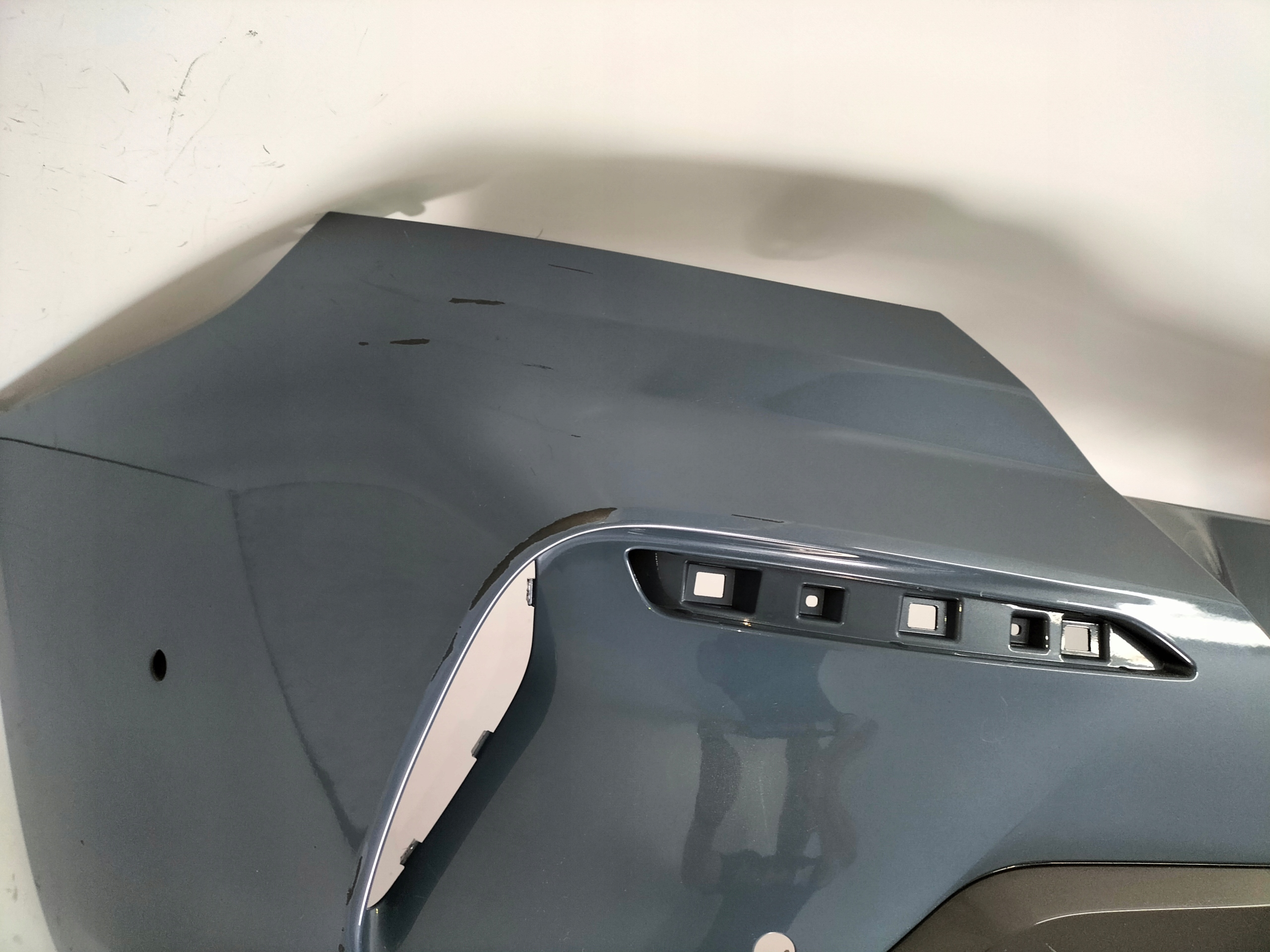 ZADNÝ NÁRAZNÍK BMW 8 G14 G15 18- M-PAKET