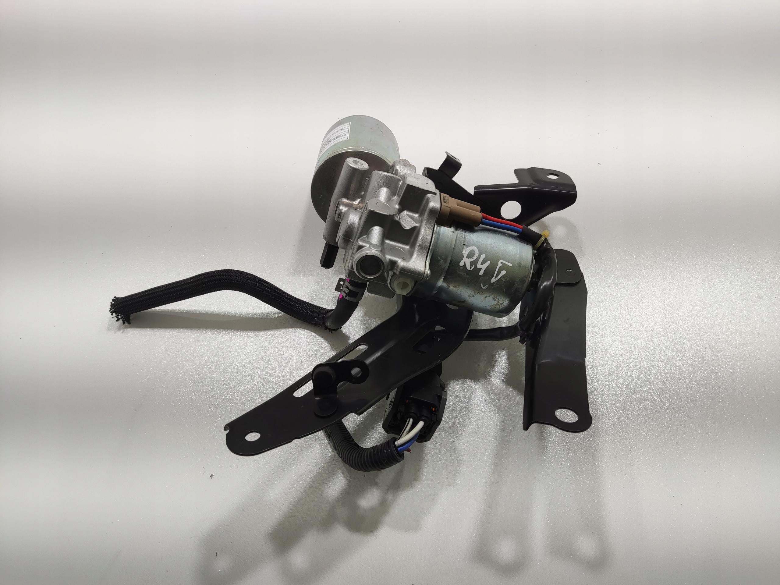 BRZDOVÉ ČERPADLO TOYOTA RAV4 V HYBRID 2019-2024 47070-42030