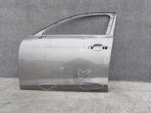 AUDI A4 B9 LIFT 19- LAVE PREDNE DVERE AUDI A4 B9 LIFT 19- LAVE PREDNE DVERE
