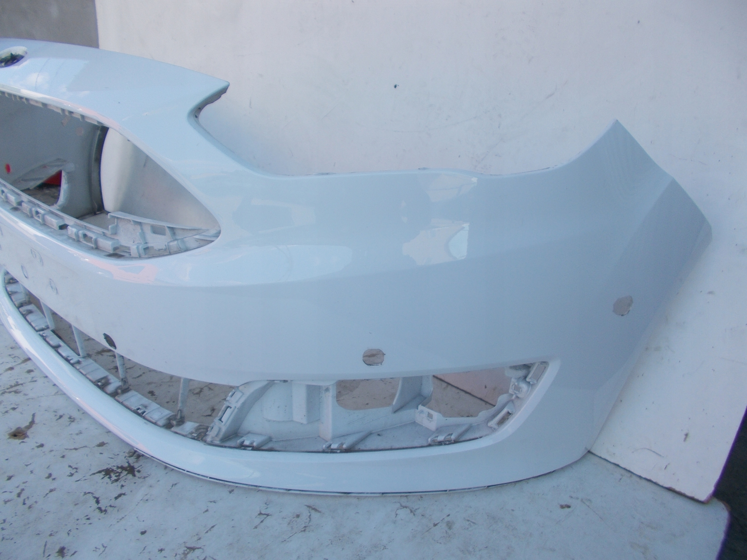 PREDNÝ NÁRAZNÍK FORD C MAX MK2 LIFT 15- PDC