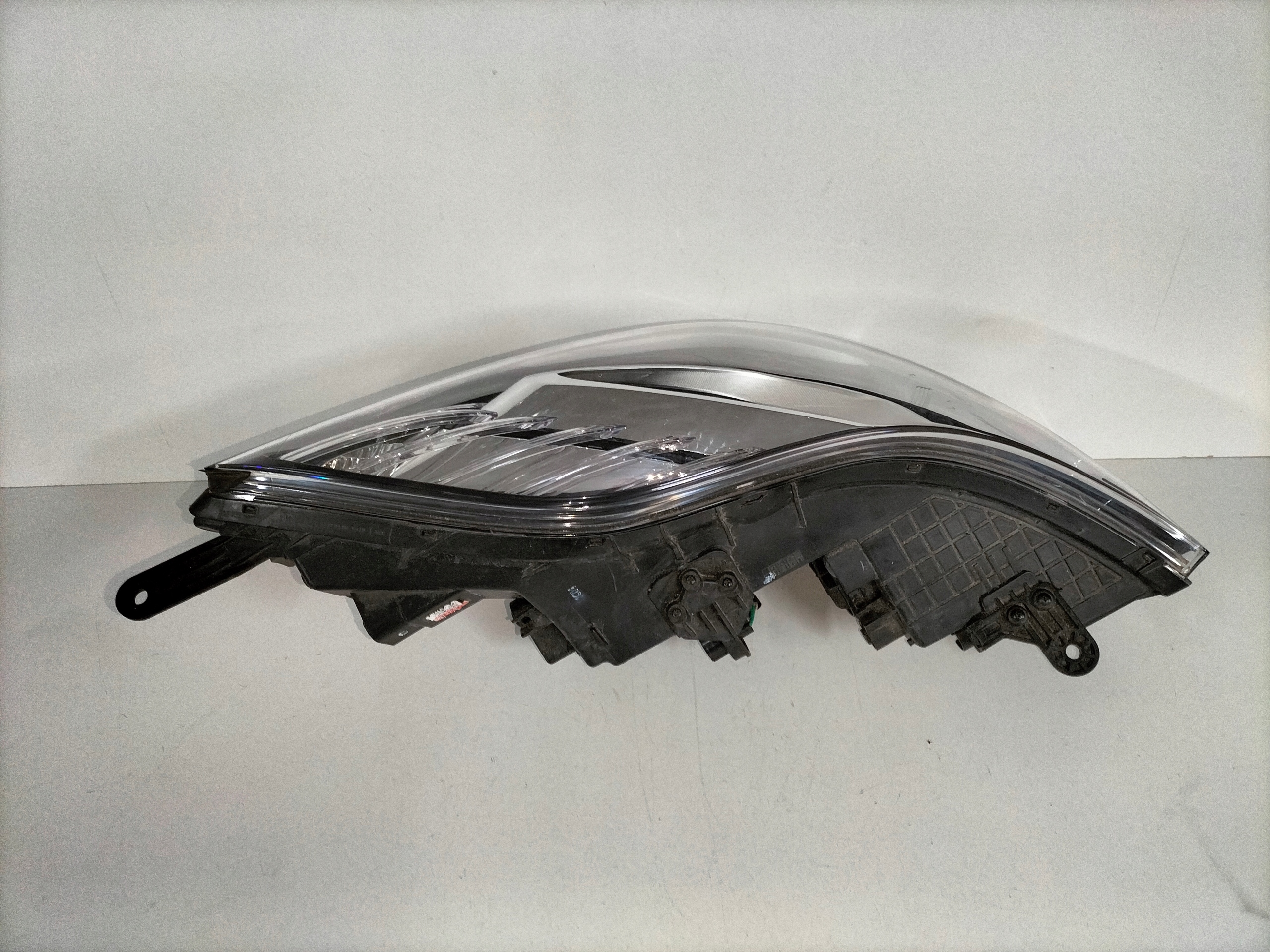 LAVE PREDNE SVETLO HYUNDAI IX20 10-