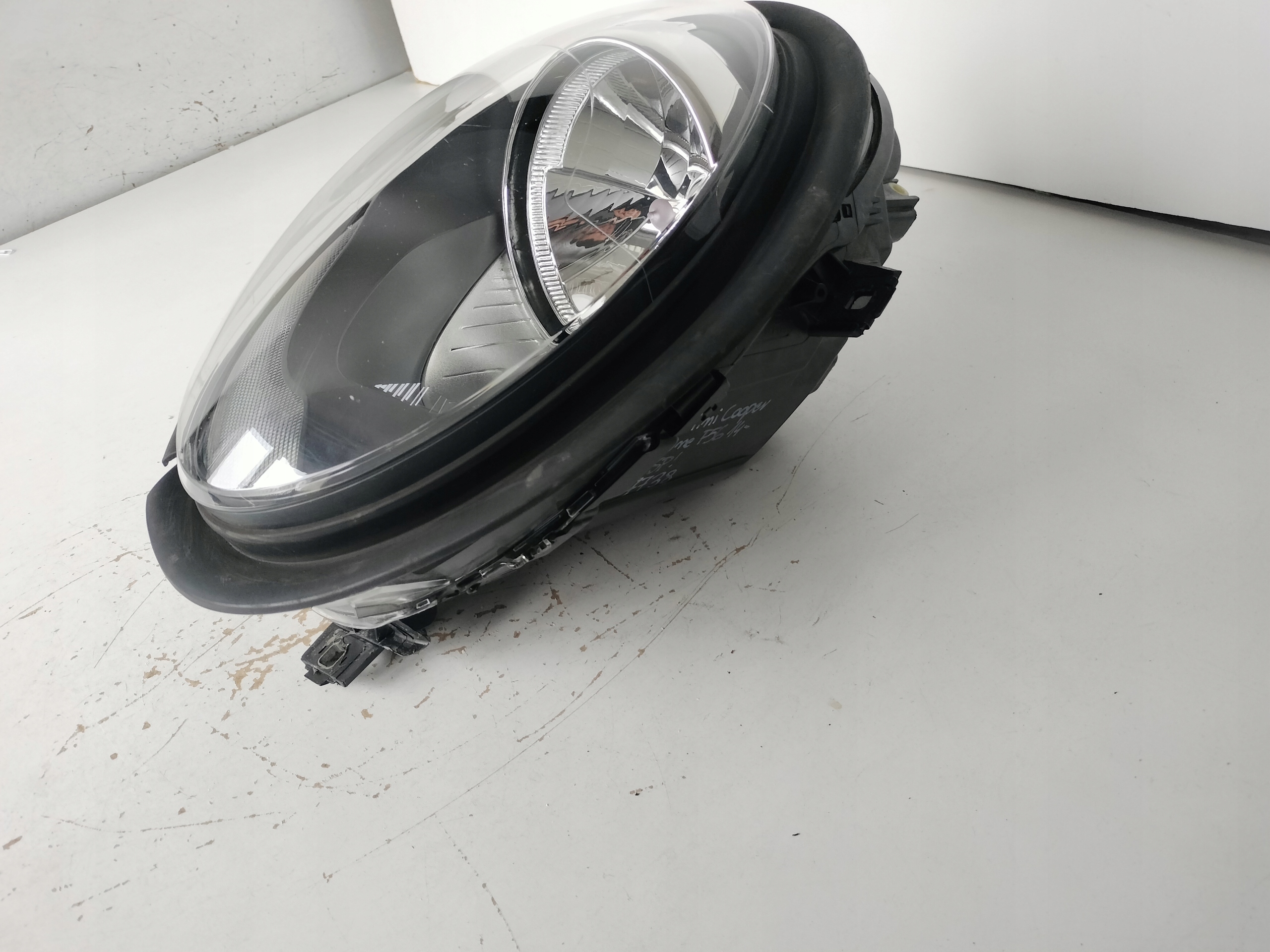 PRAVE PREDNE SVETLO MINI COOPER ONE F55 F56 14-