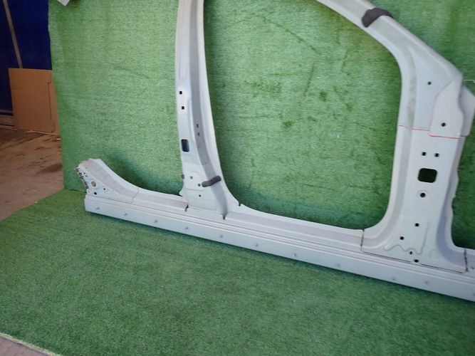 MERCEDES W253 253 GLC PRAVY PRAH PRAVÉ STLPIK A2536371800