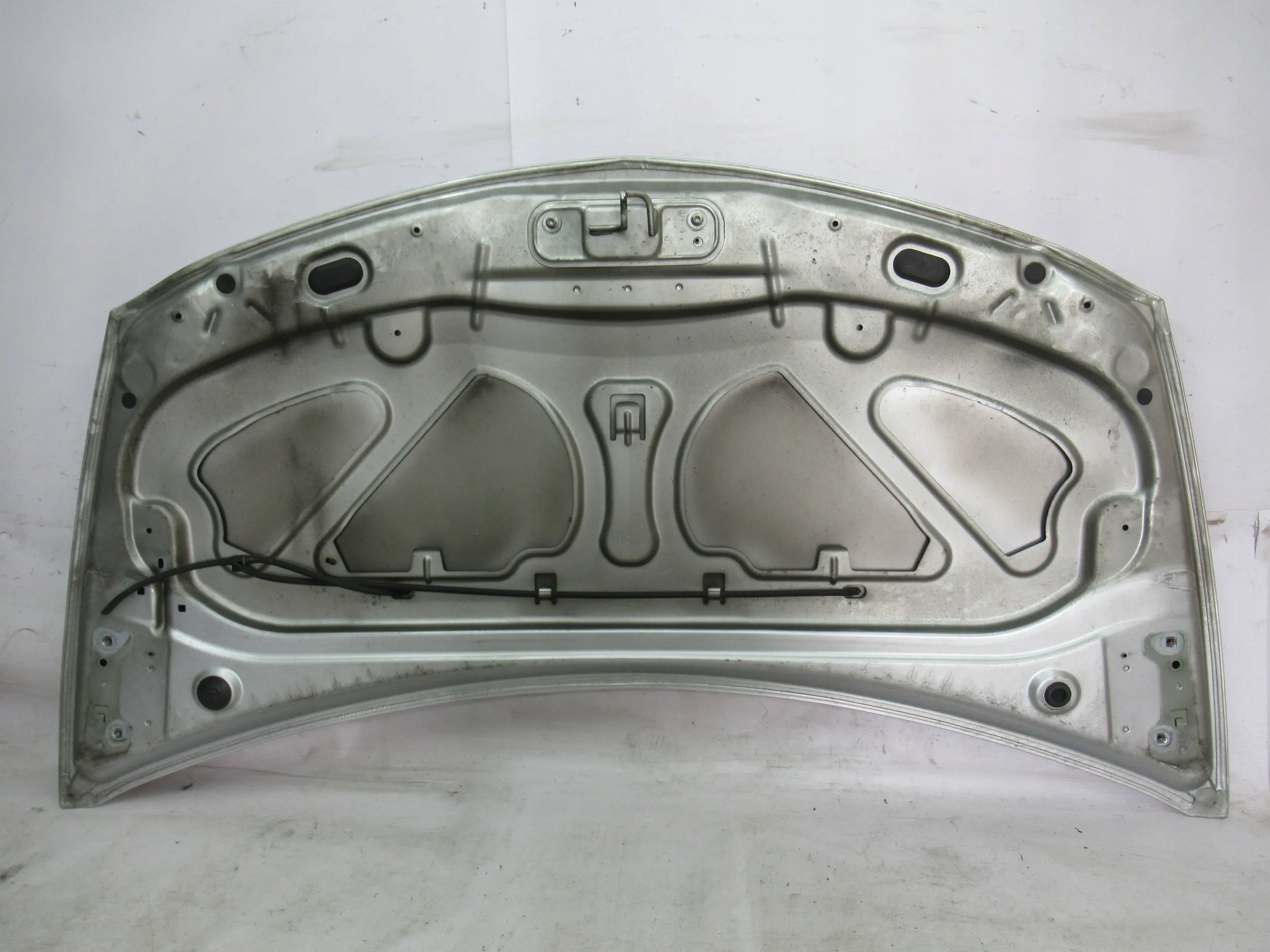 PREDNÁ KAPOTA RENAULT CLIO III LIFT 09-