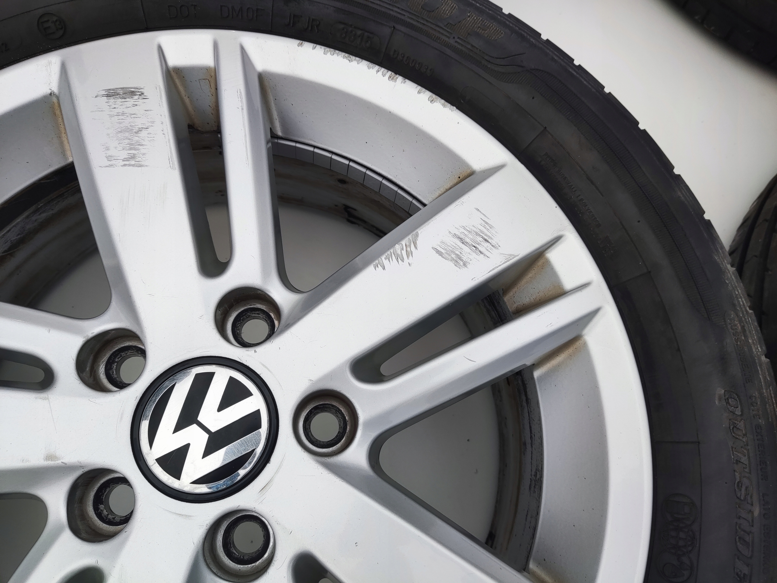 KOLESA HLINIKOVE DISKY ELEKTRONY 16 VOLKSWAGEN JETTA VI 5C 5×112 5C0601025AB