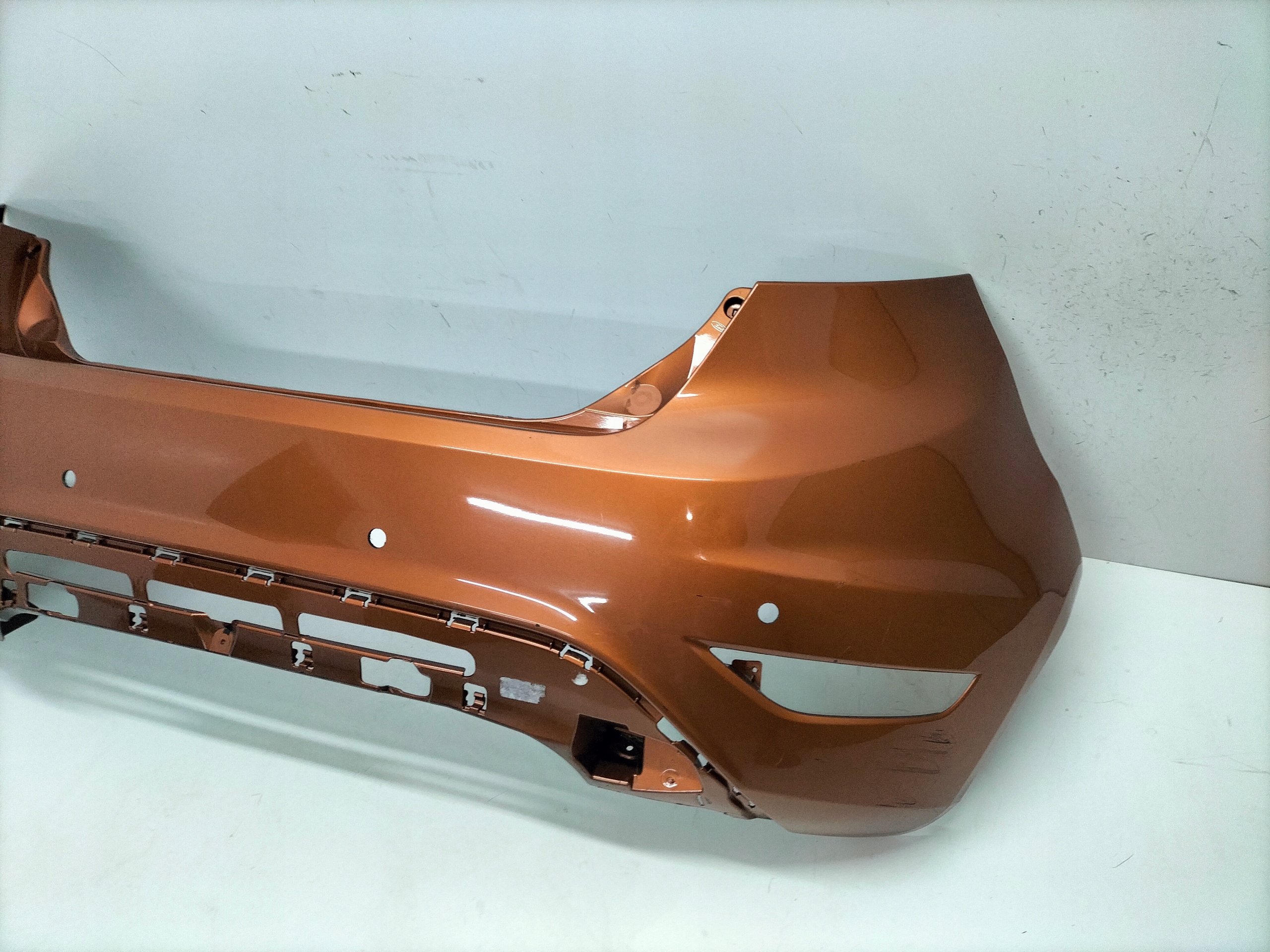 ZADNÝ NÁRAZNÍK FORD FIESTA MK7 08-