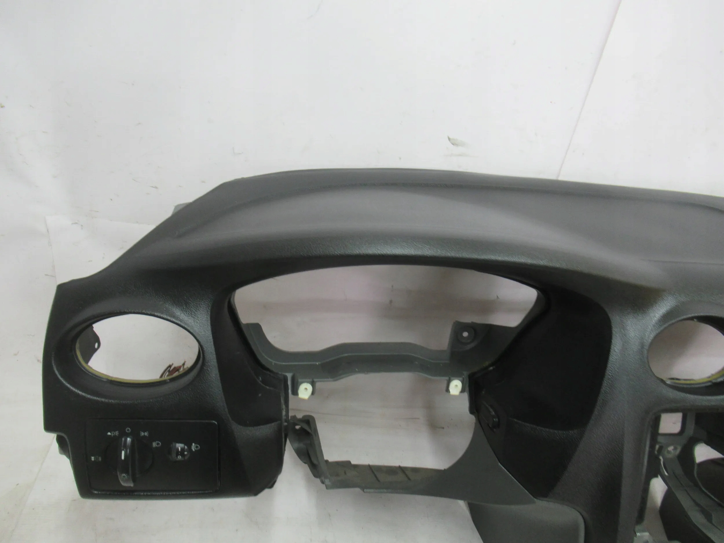 PRÍSTROJOVÁ DOSKA AIRBAG FORD FOCUS MK2