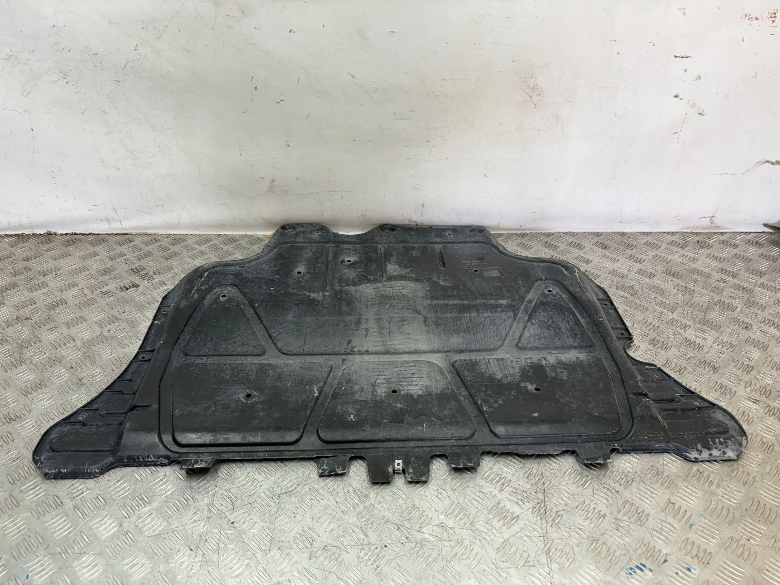 KRYT SPODNA MOTORA VW GOLF VII 5Q0825236