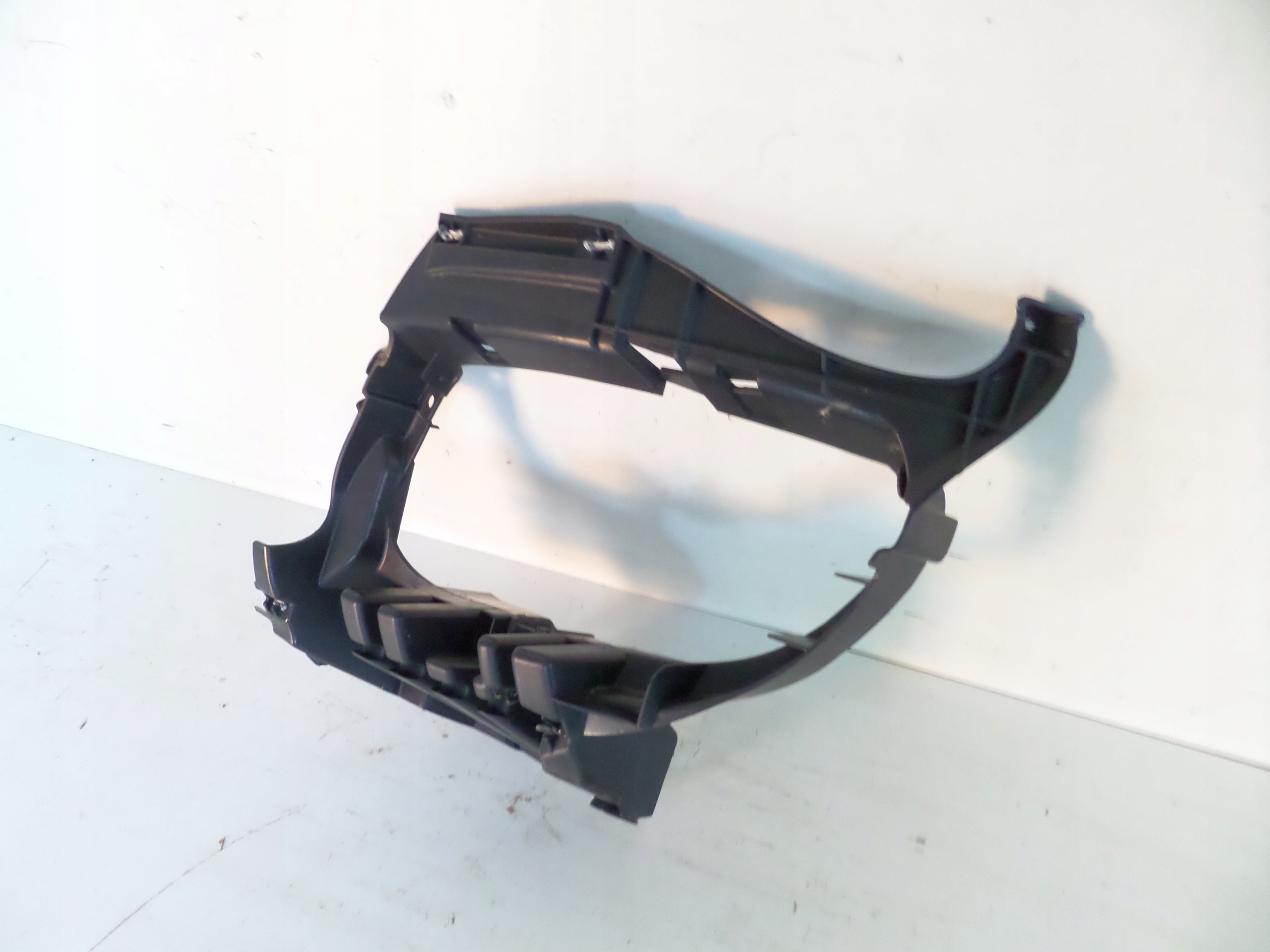 LAVY PREDNY DRZIAK MERCEDES A KLASA W169 04-08