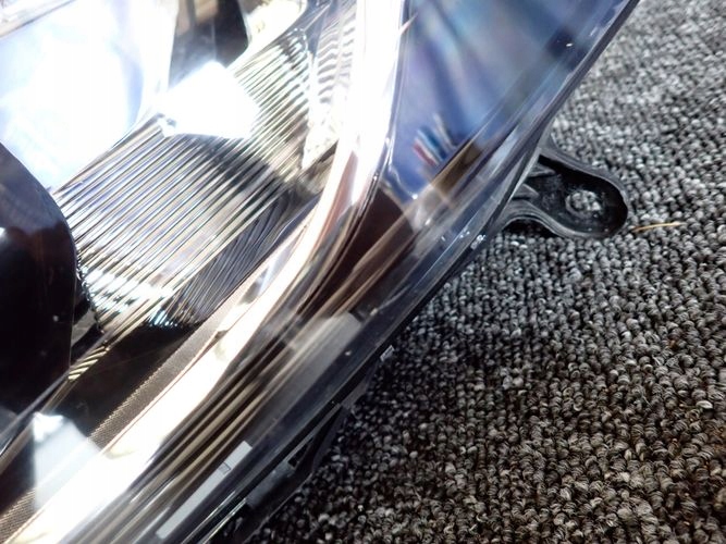 RENAULT CLIO IV LIFT 16- LAVE PREDNE SVETLO 260808367R