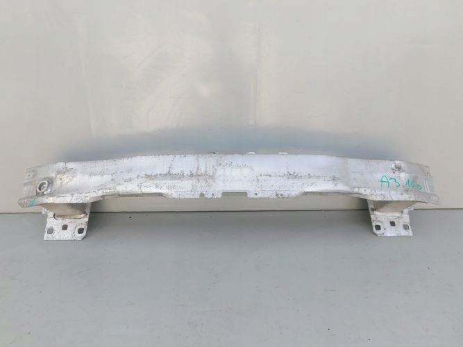 AUDI A3 LIFT 16- VYSTUHA PREDNEHO NARAZNIKA