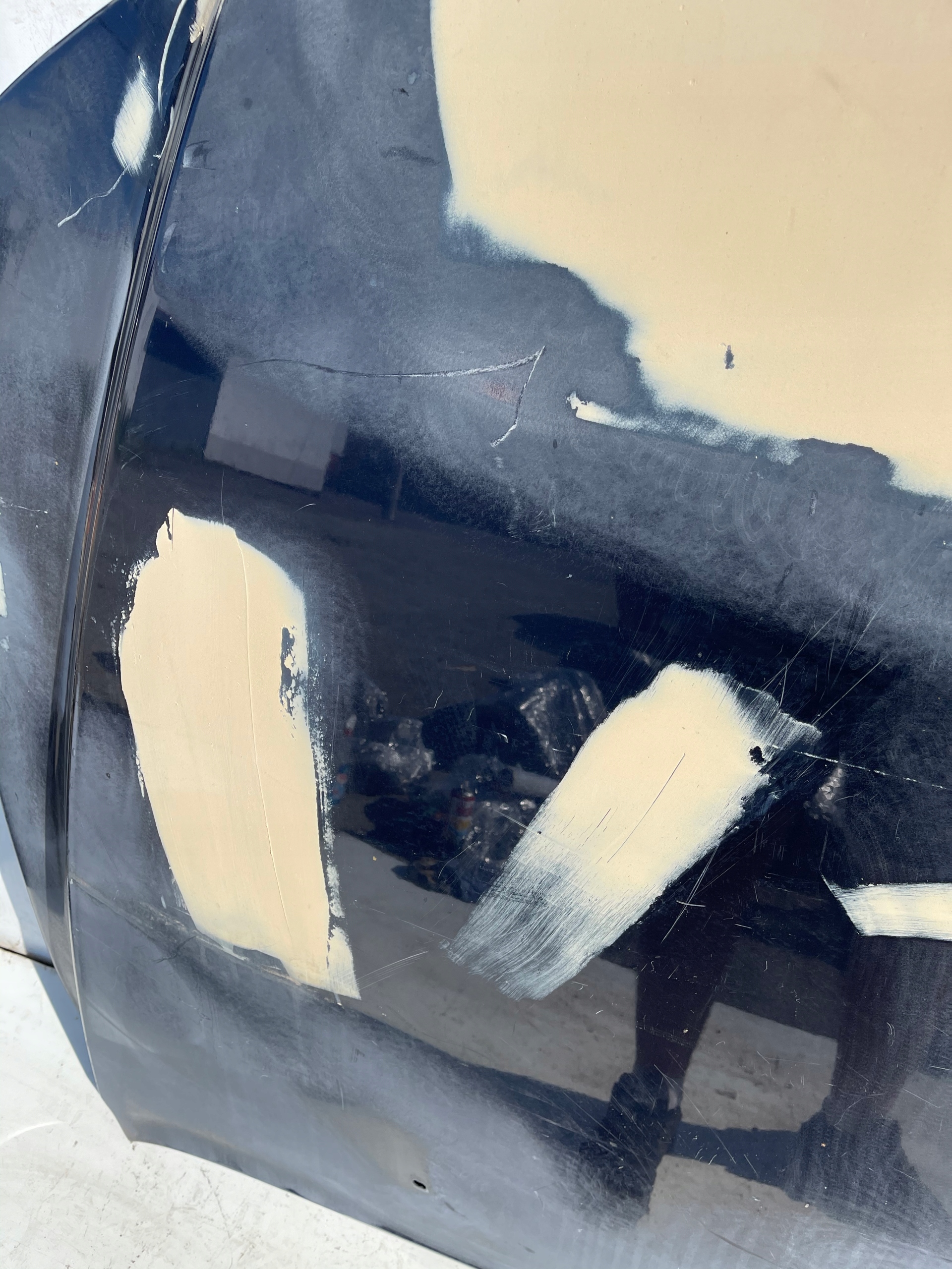 PREDNÁ KAPOTA VOLVO V70