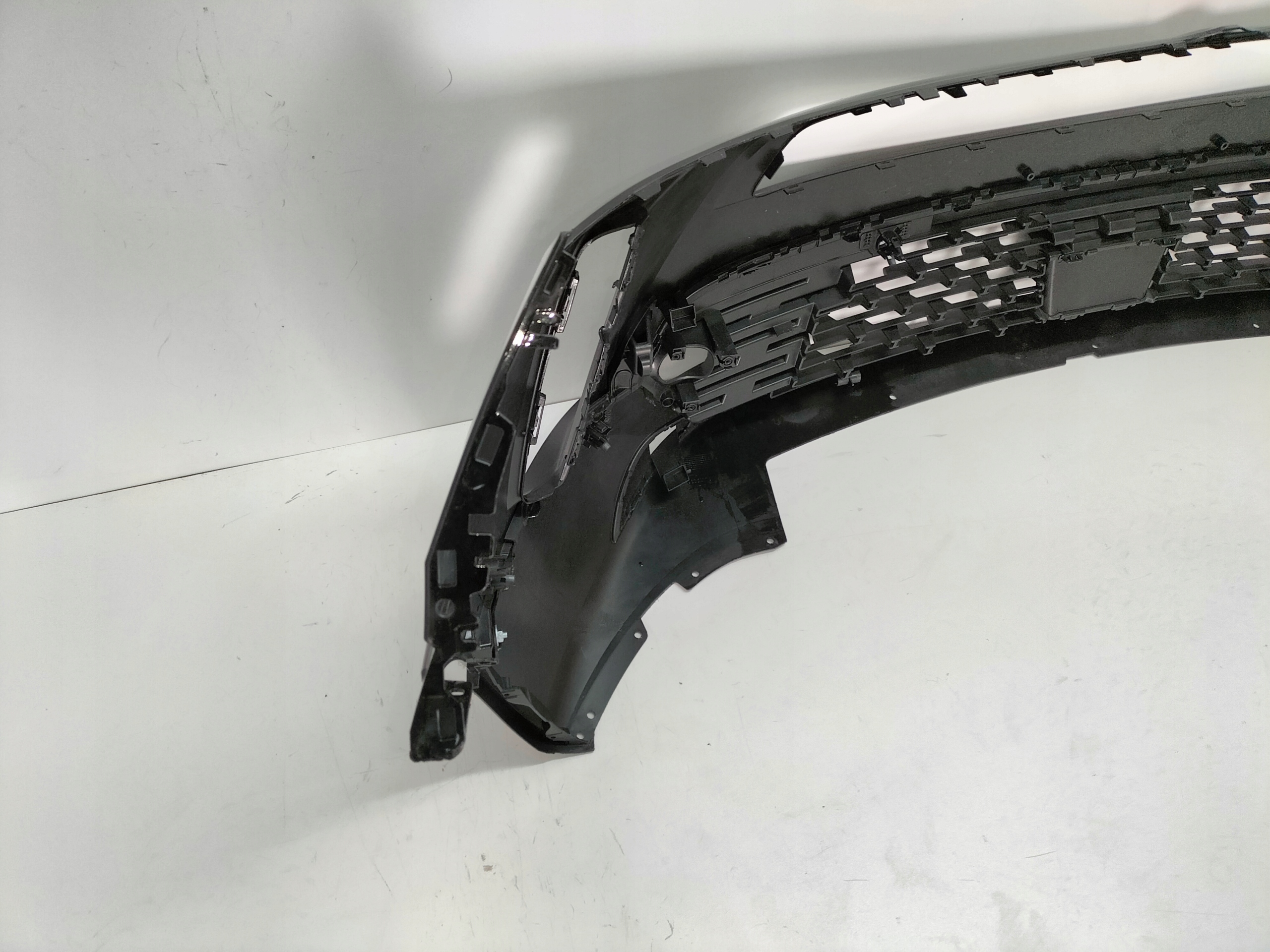 PREDNÝ NÁRAZNÍK OPEL MOKKA II B 20-