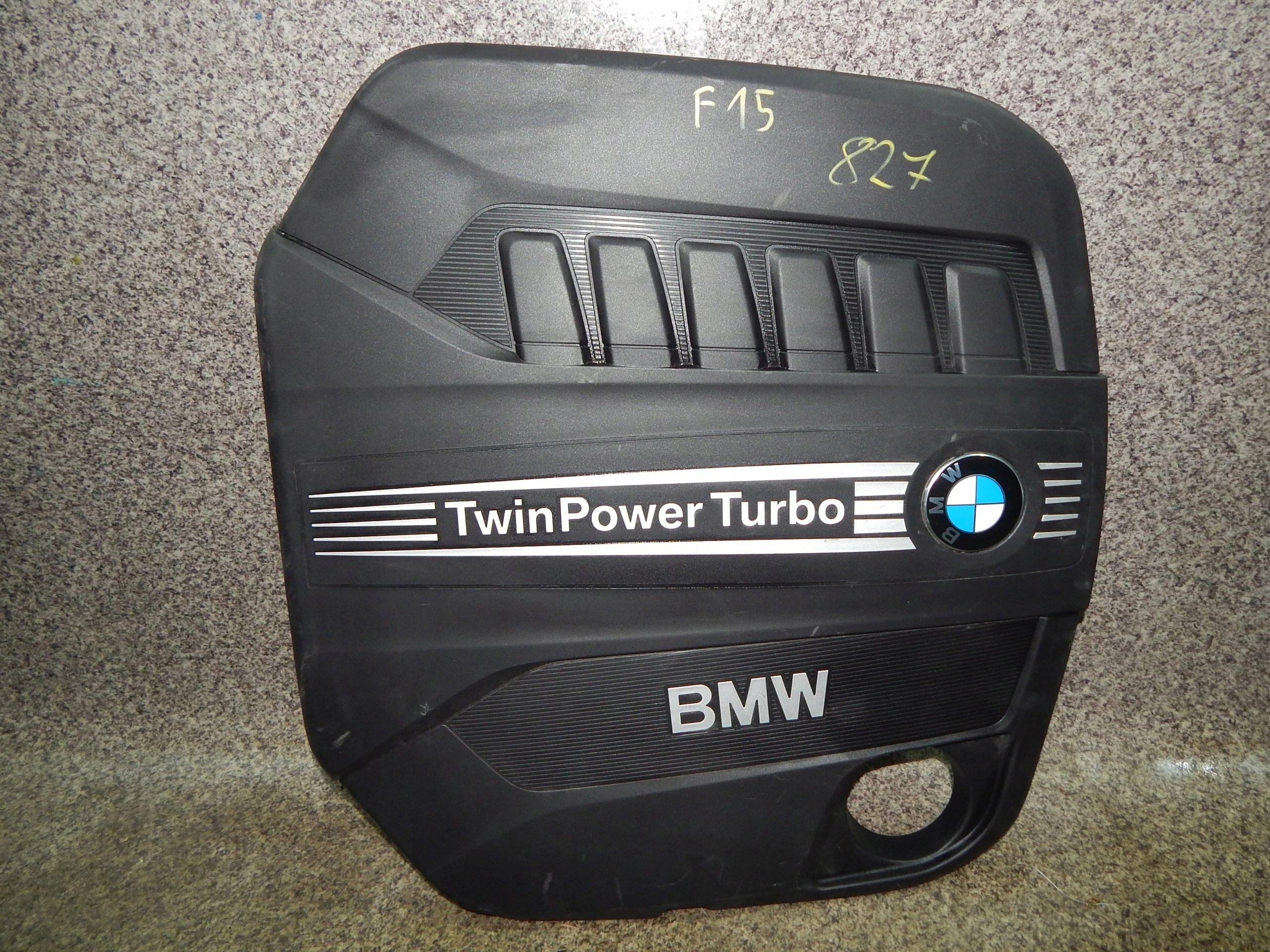 BMW f15 f16 4.0d KRYT MOTORA 8513452