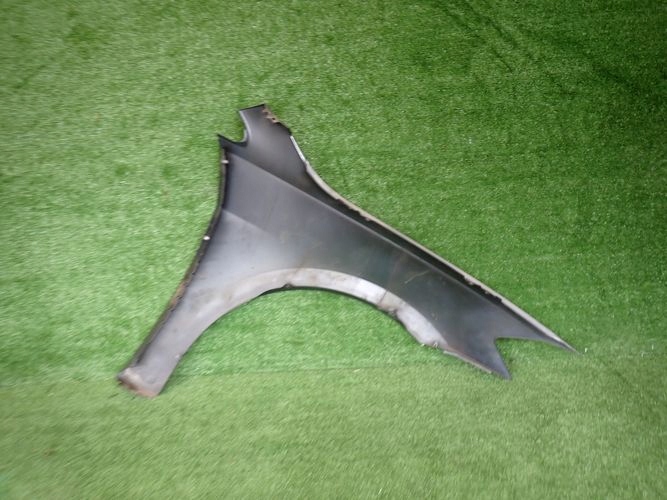 VW GOLF VII LIFT 17- ĽAVÝ PREDNÝ BLATNÍK