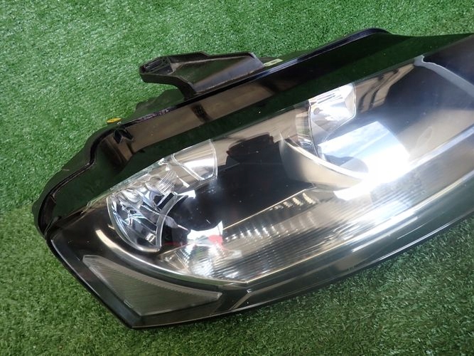 AUDI A3 8P LIFT 08-12 PRAVE PREDNE SVETLO