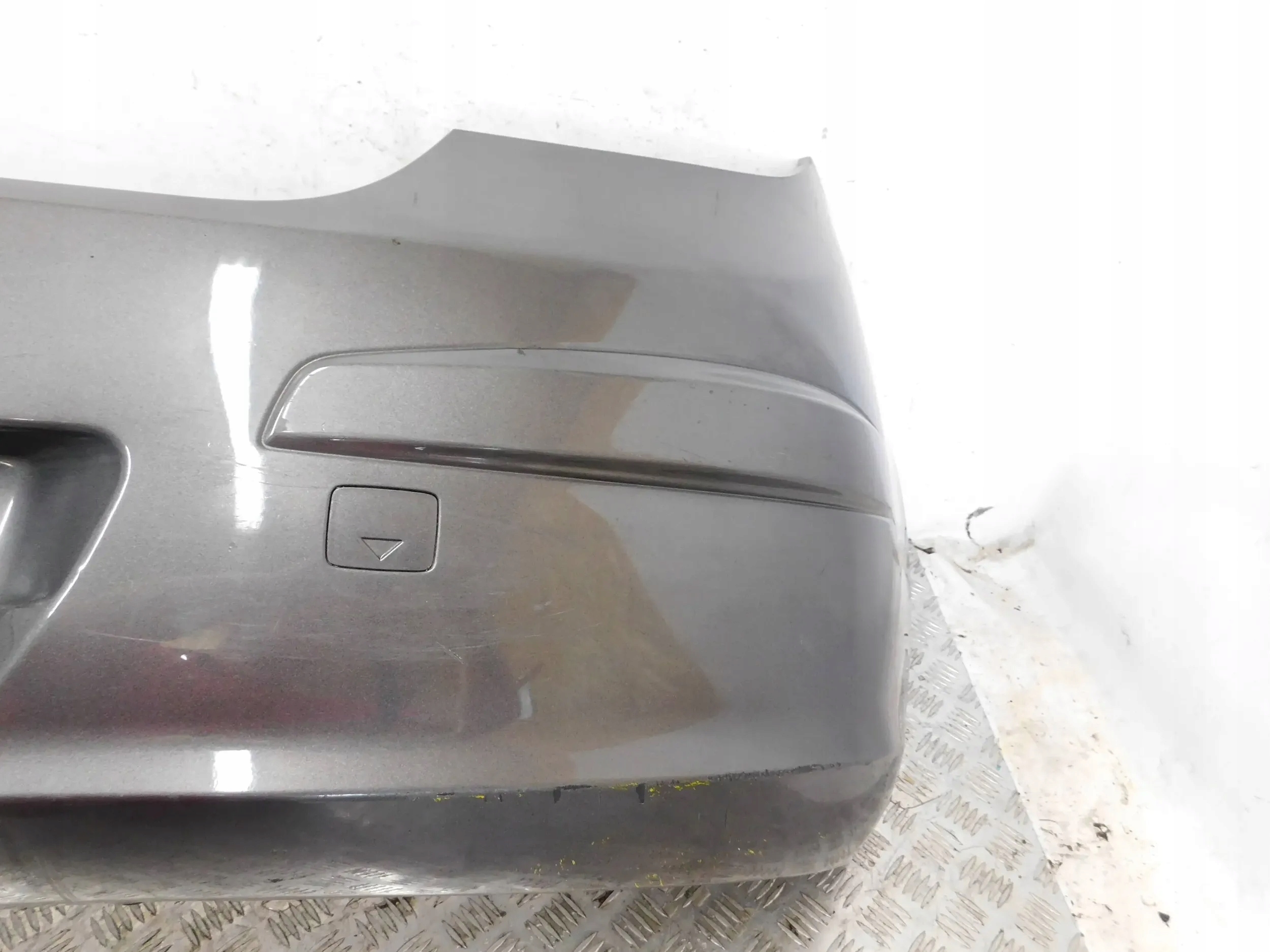 ZADNÝ NÁRAZNÍK HYUNDAI I30 HB 07-