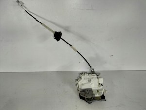 ZAMOK PRAVYCH PREDNYCH DVERI PORSCHE 911 991 LIFT 15- ZAMOK PRAVYCH PREDNYCH DVERI PORSCHE 911 991 LIFT 15-