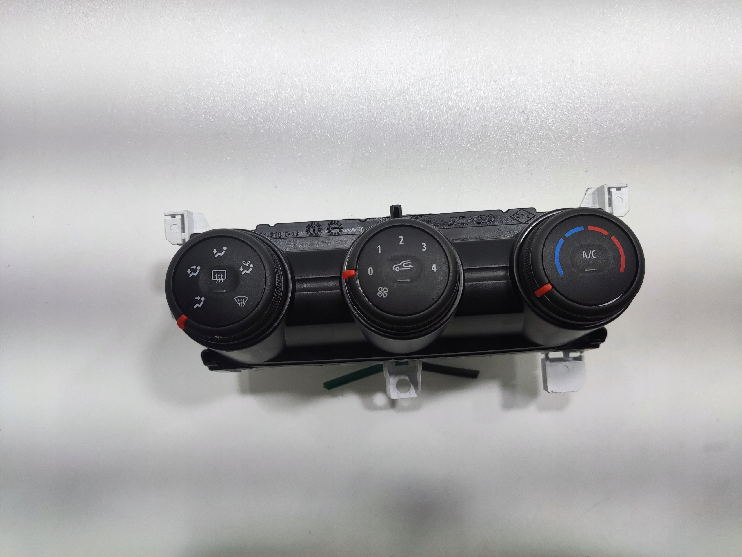 OVLADANIE KURENIA RENAULT CLIO V 275004486R 2019-2024