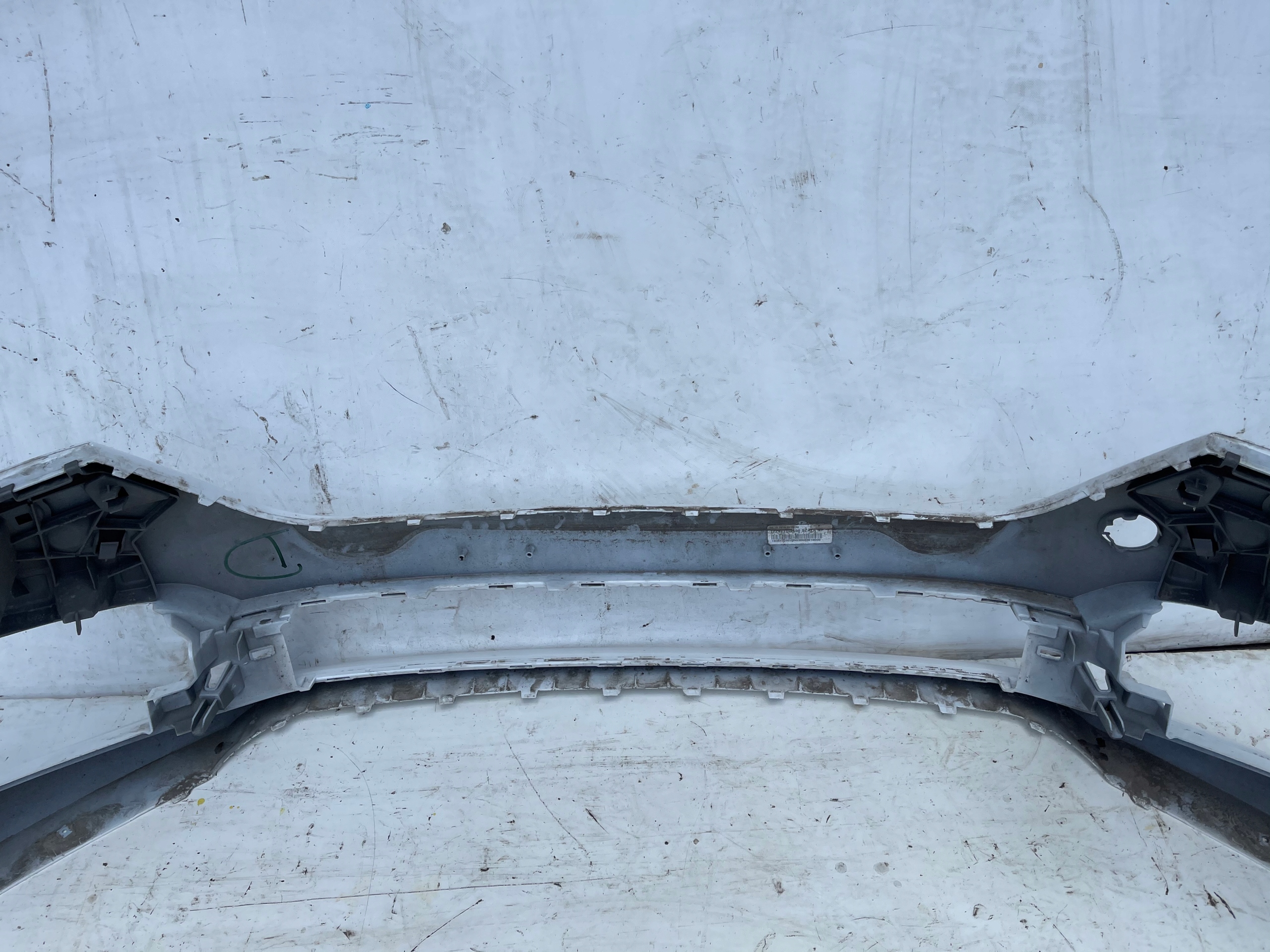 PREDNÝ NÁRAZNÍK SKODA SCALA