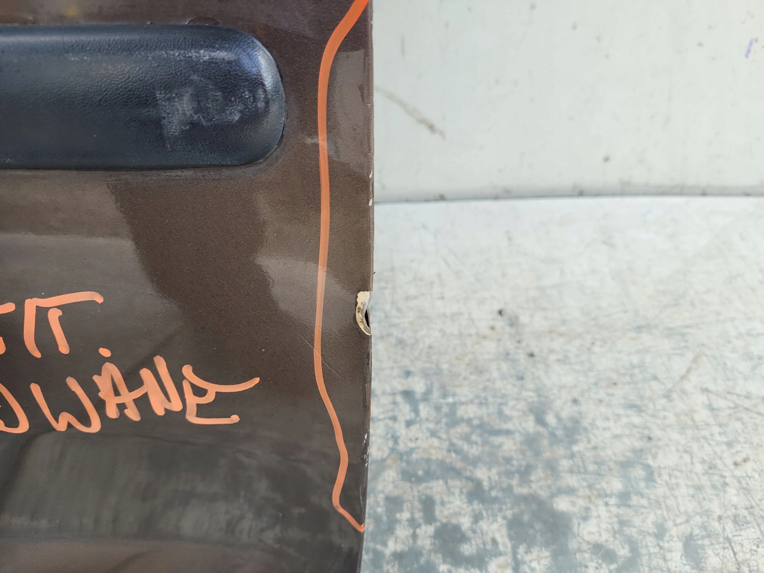 VW CADDY 03-015 PRAVE PREDNE DVERE