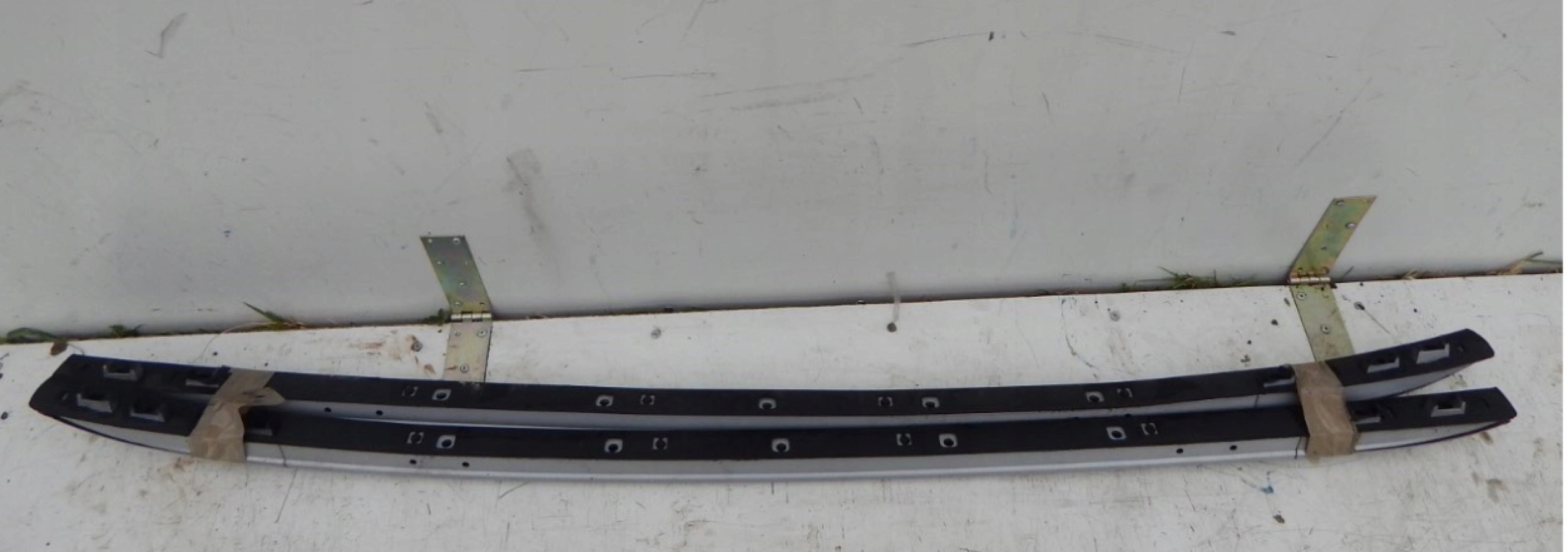 STRESNE NOSICE HYUNDAI IX35 KOMPLET