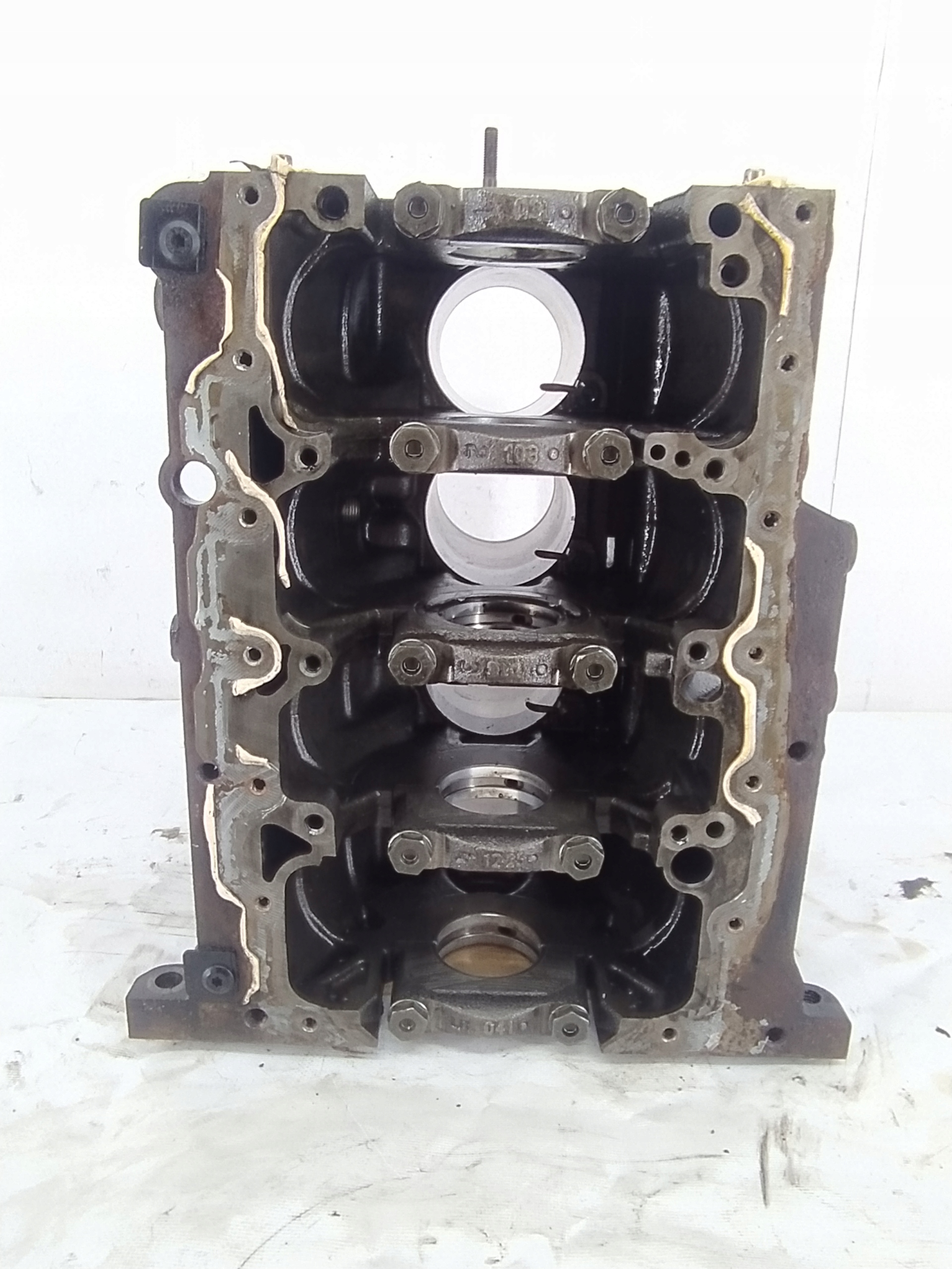 vw passat b7 2.0 tdi cff BLOK MOTORA 03L021CA