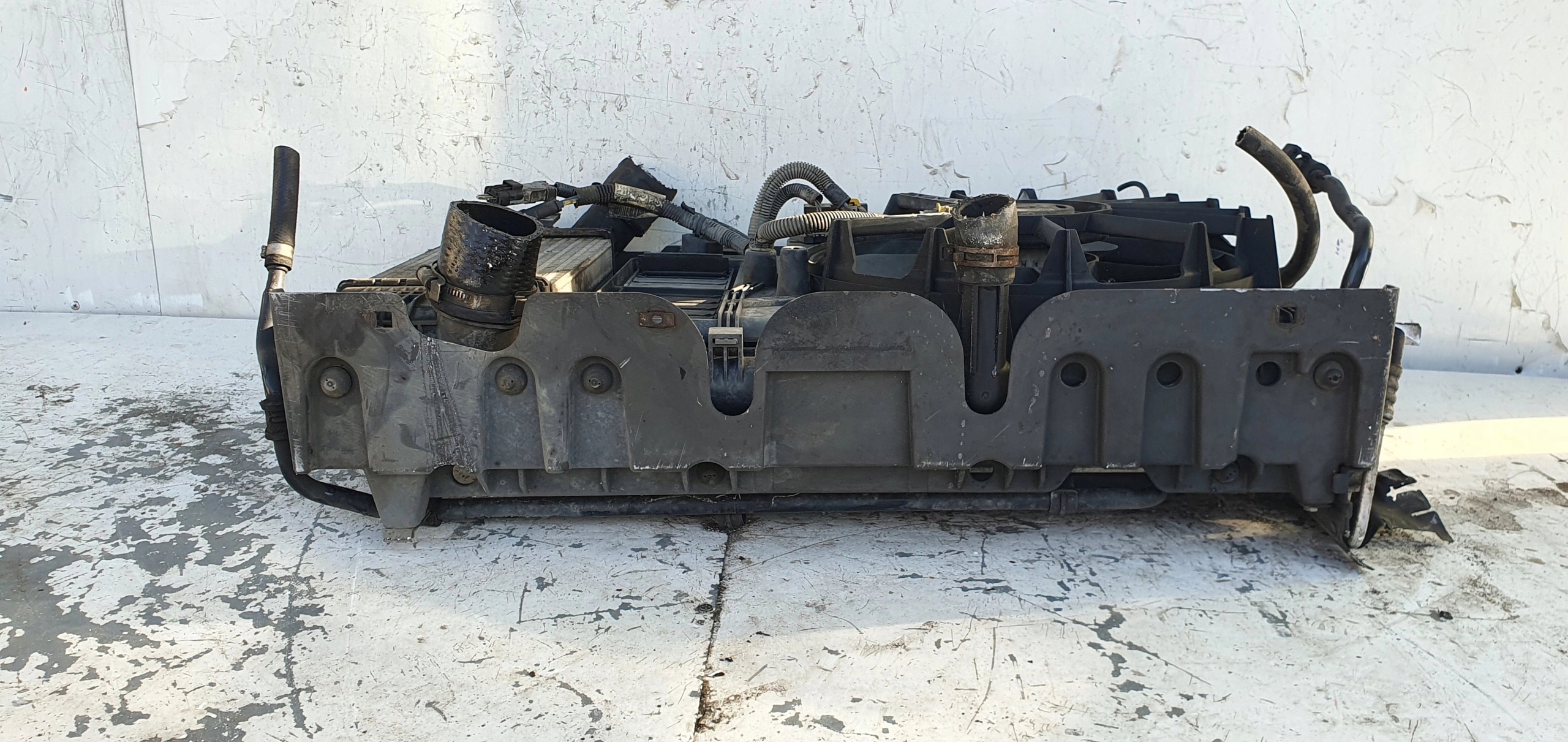 PEUGEOT 508 I 2.0 HDI PREDNÉ ČELO