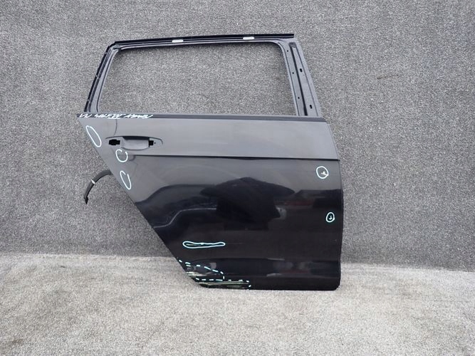 VW GOLF VII KOMBI PRAVE ZADNE DVERE