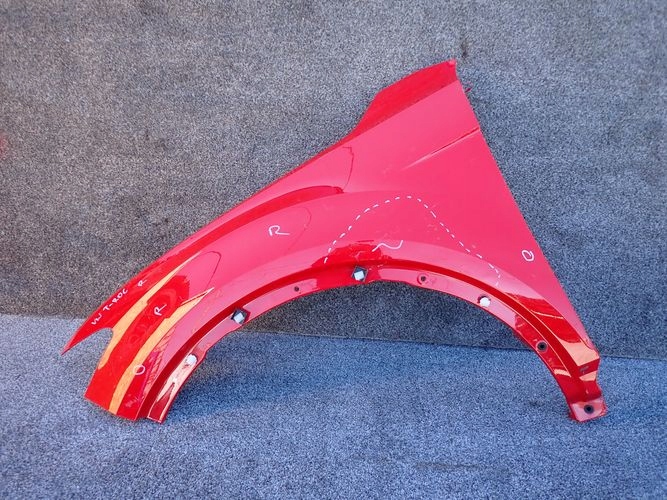 VW T-ROC TROC ĽAVÝ PREDNÝ BLATNÍK