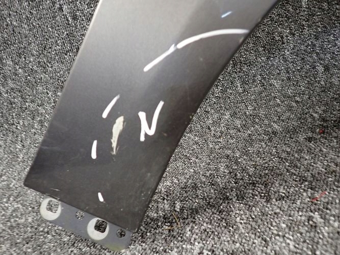 MERCEDES W246 246 B-KLASA 12- PRAVY PREDNY BLATNIK