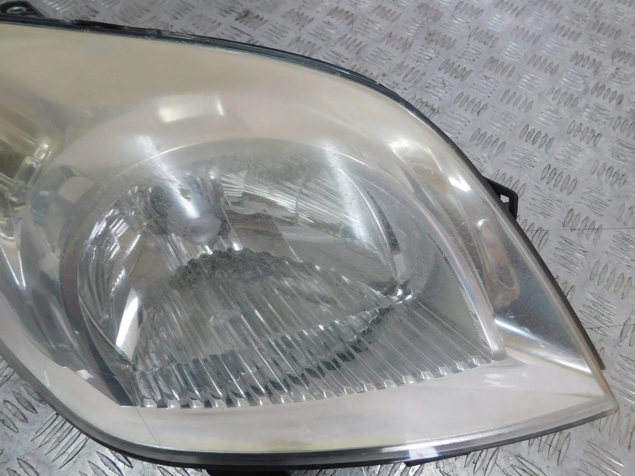 PRAVE PREDNE SVETLO CITROEN NEMO FIORINO
