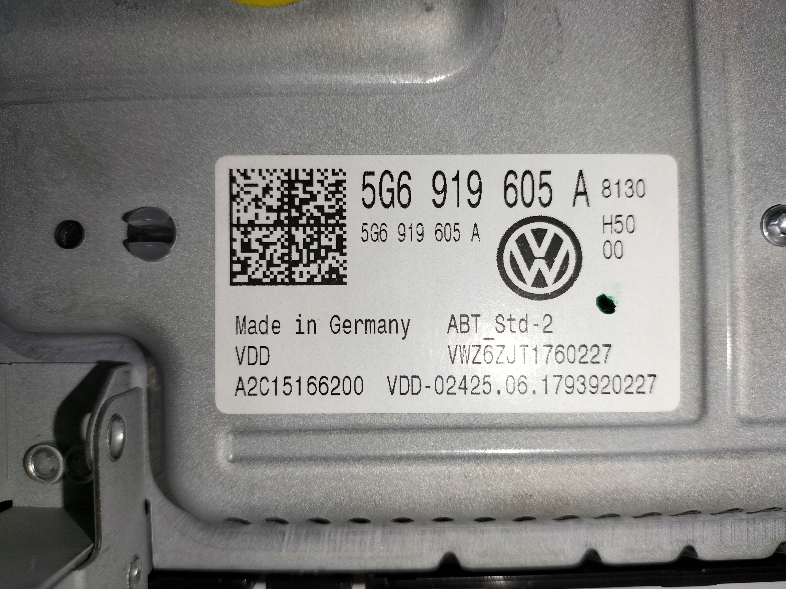 DISPLEJ NAVIGÁCIE VW GOLF VII TIGUAN II