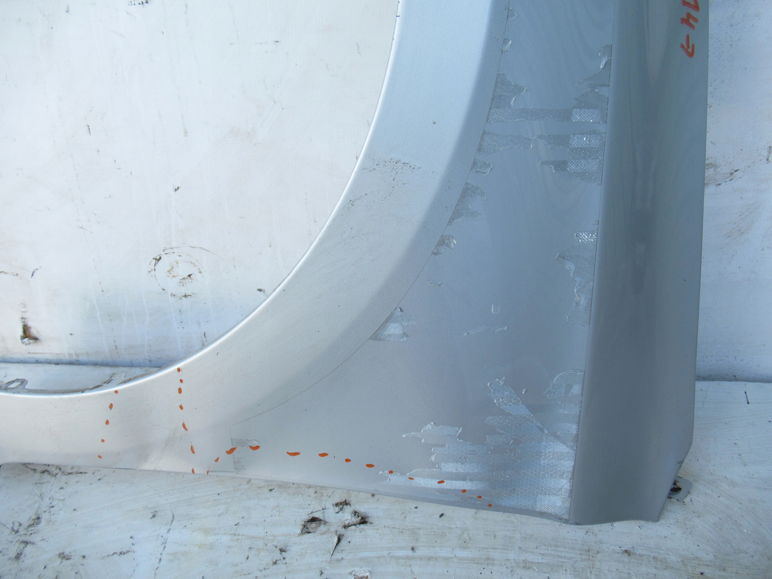 ĽAVÝ PREDNÝ BLATNÍK HYUNDAI I20 14-