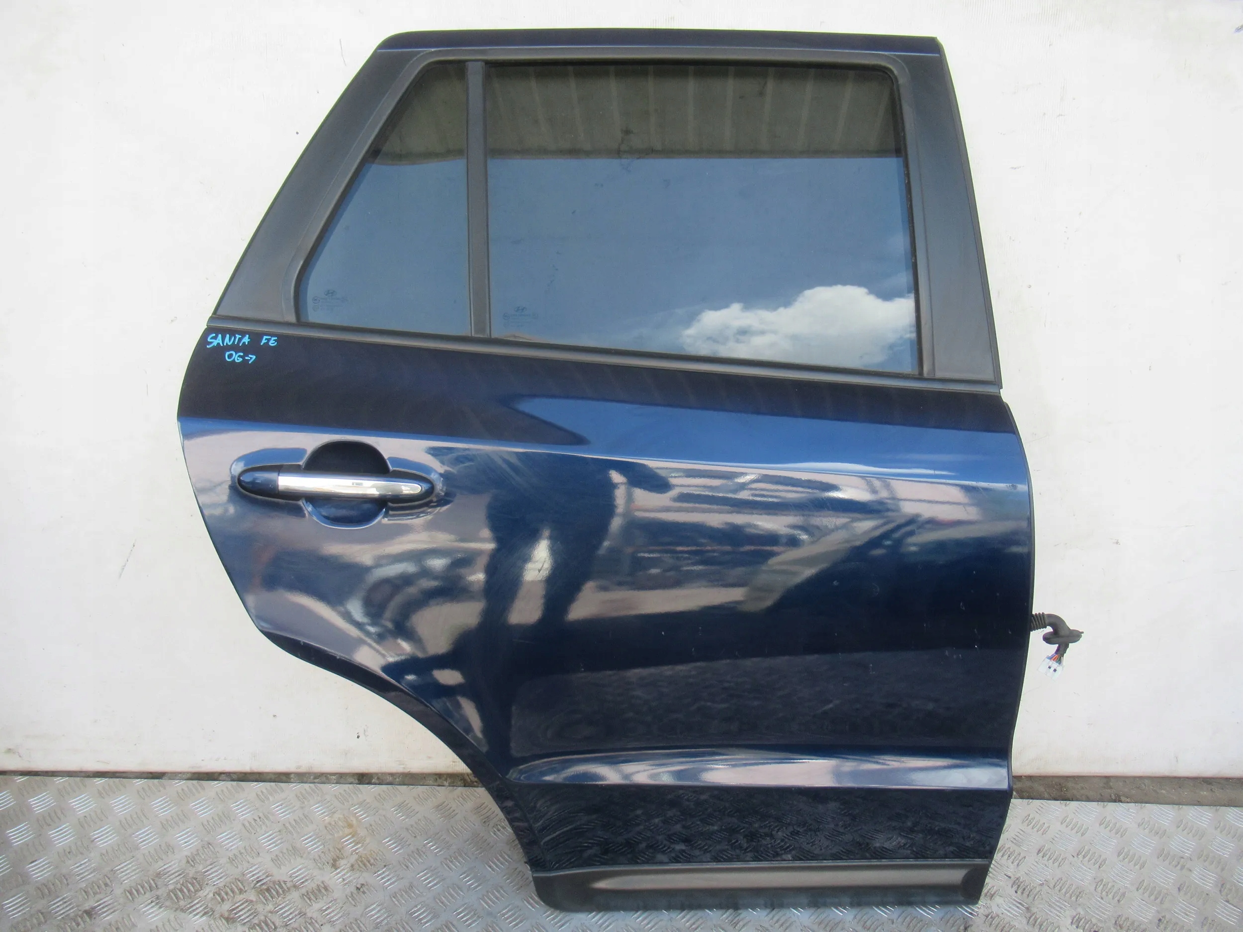 PRAVE ZADNE DVERE HYUNDAI SANTA FE 06-