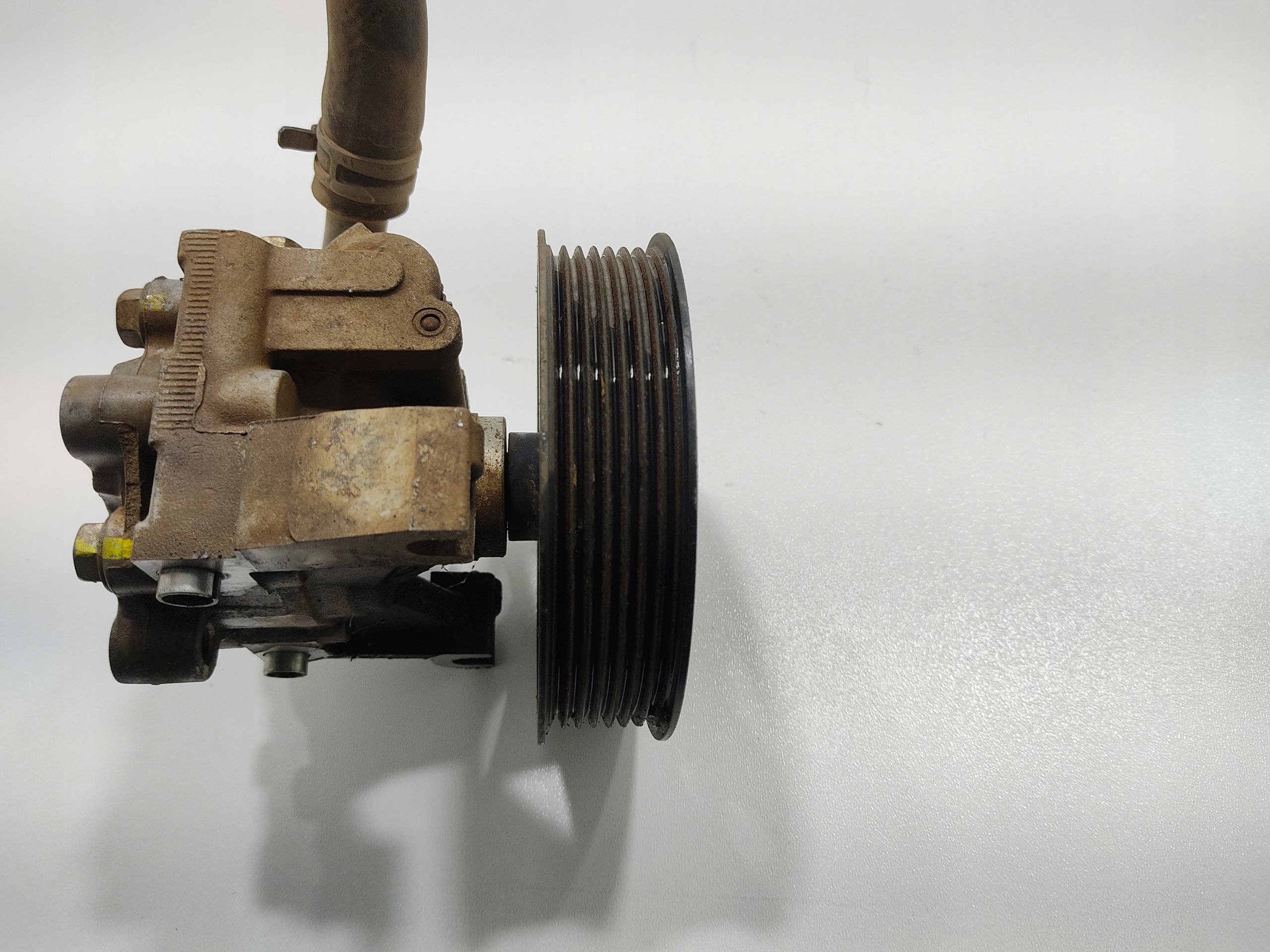 SERVOČERPADLO LAND ROVER DEFENDER 2.4 TDCI 7H12-3F816-AA 2007-2014