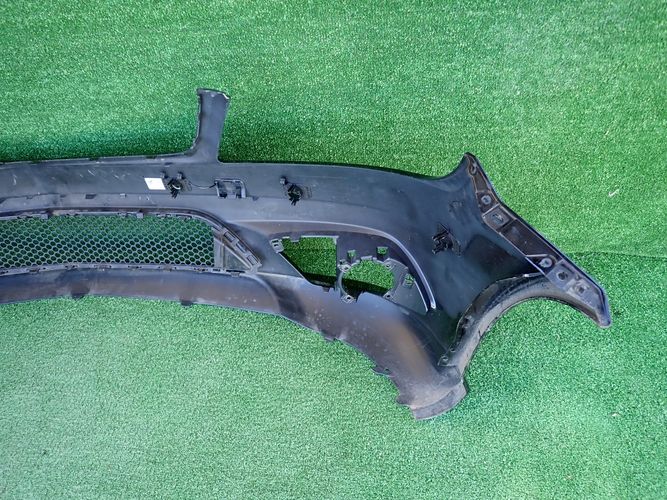 MERCEDES W204 C-KLASA AMG 07-10 PREDNÝ NÁRAZNÍK