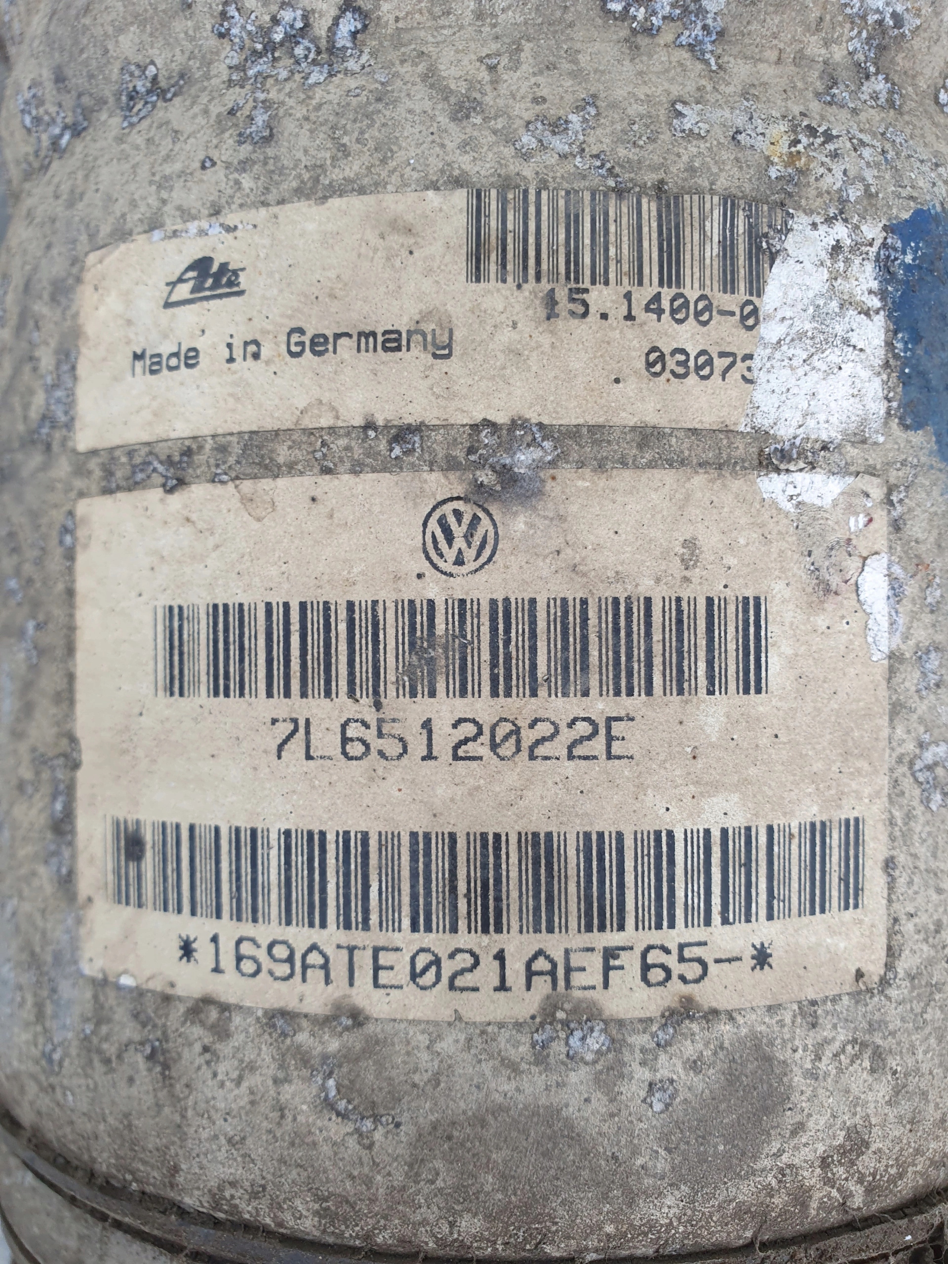 AUDI Q7 4L MECH ZADNA PRAVY 7L6512022E