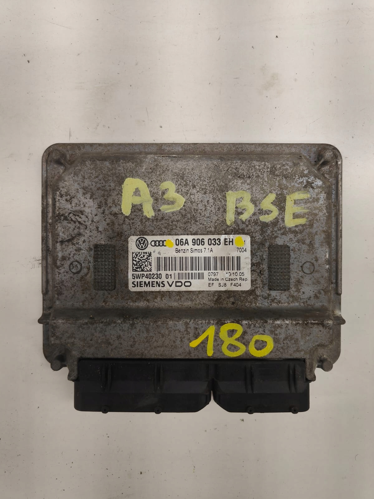 Audi a3 06A906033EH 5WP40230 RIADIACA JEDNOTKA MOTORA