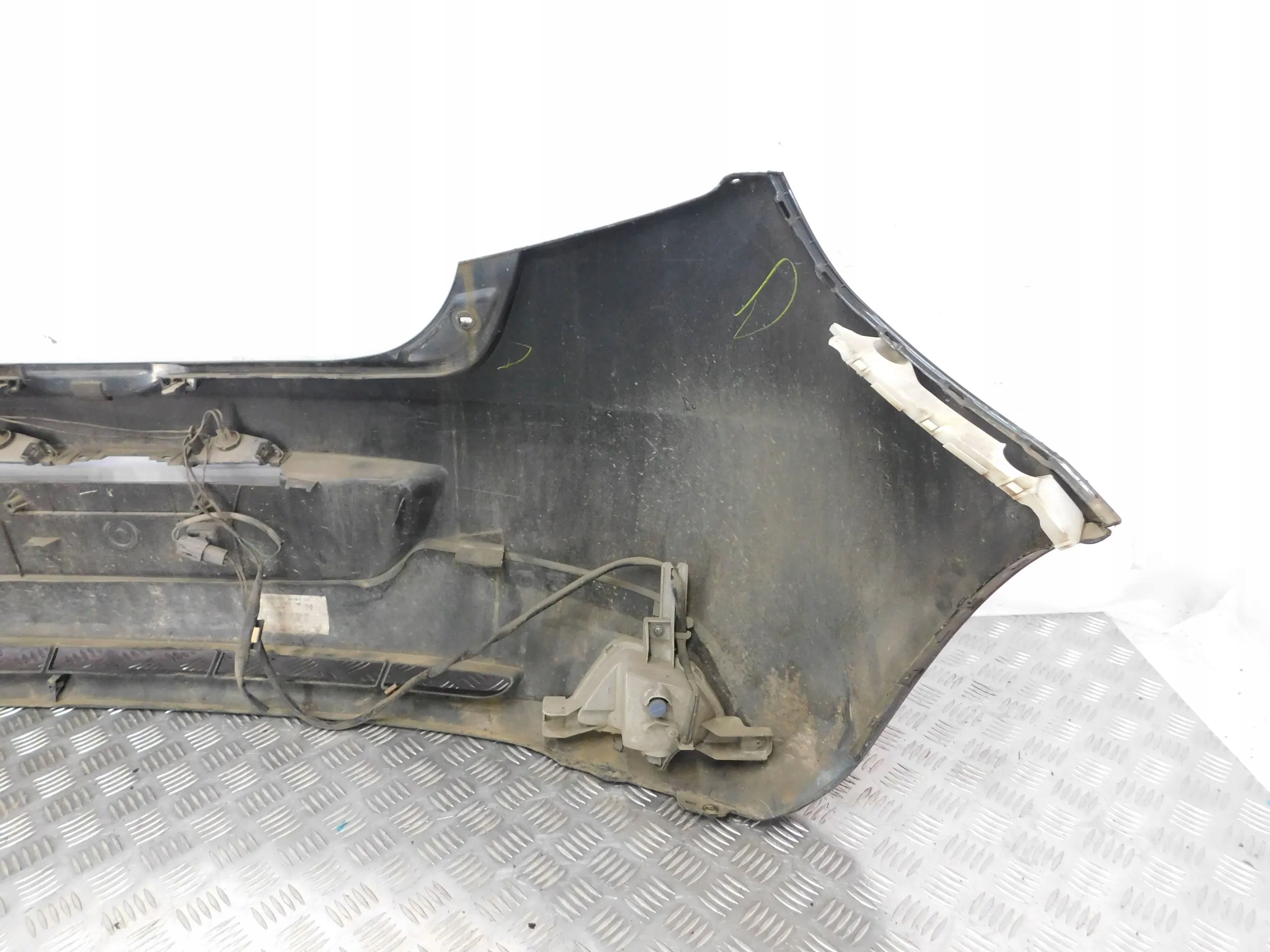 ZADNÝ NÁRAZNÍK MAZDA 2 DE 07-