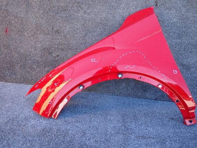 VW T-ROC TROC ĽAVÝ PREDNÝ BLATNÍK