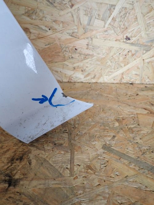 FORD FIESTA MK8 VIII 17- ĽAVÝ PREDNÝ BLATNÍK