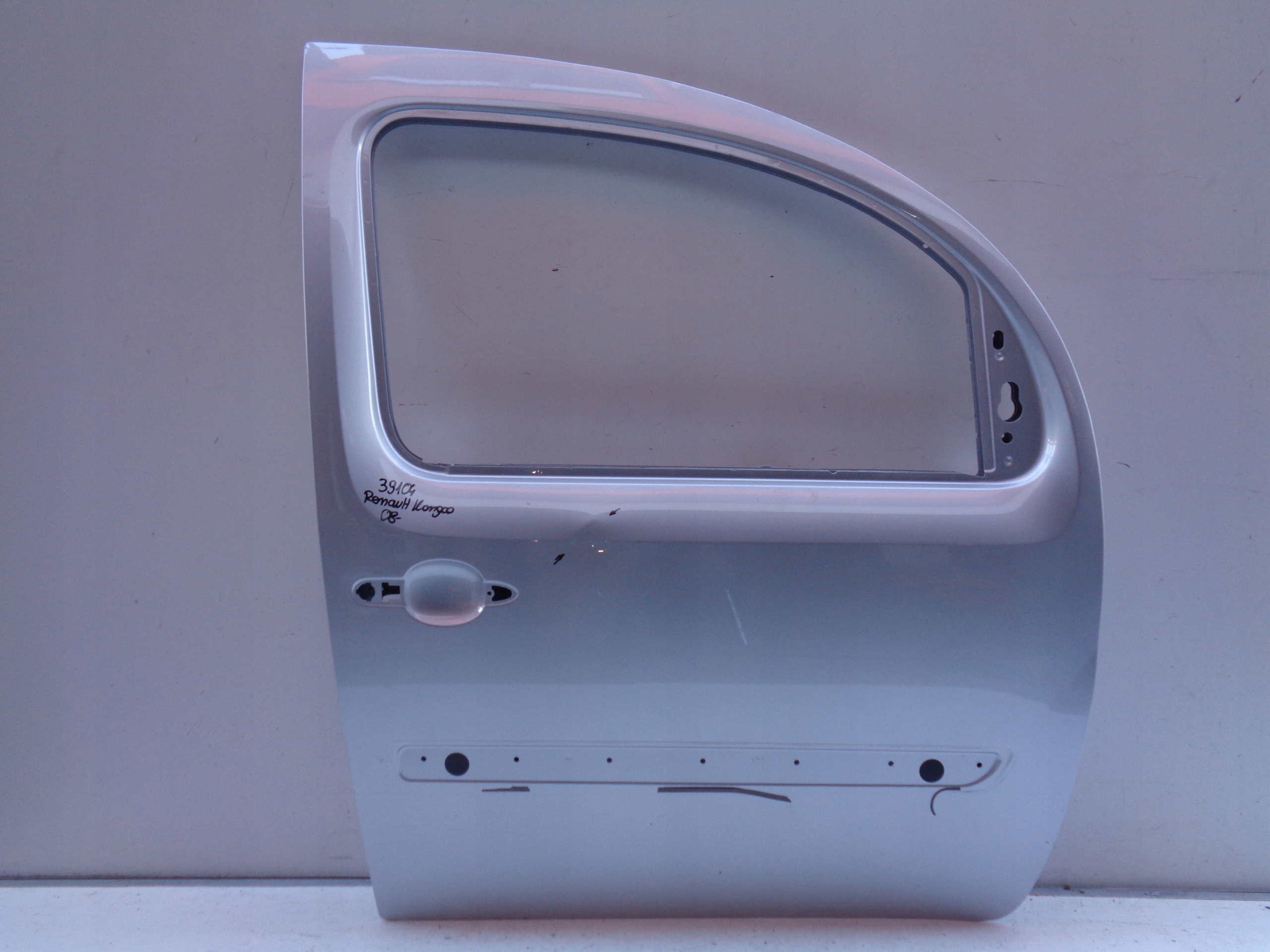 PRAVE PREDNE DVERE RENAULT KANGOO 08- NR 39104