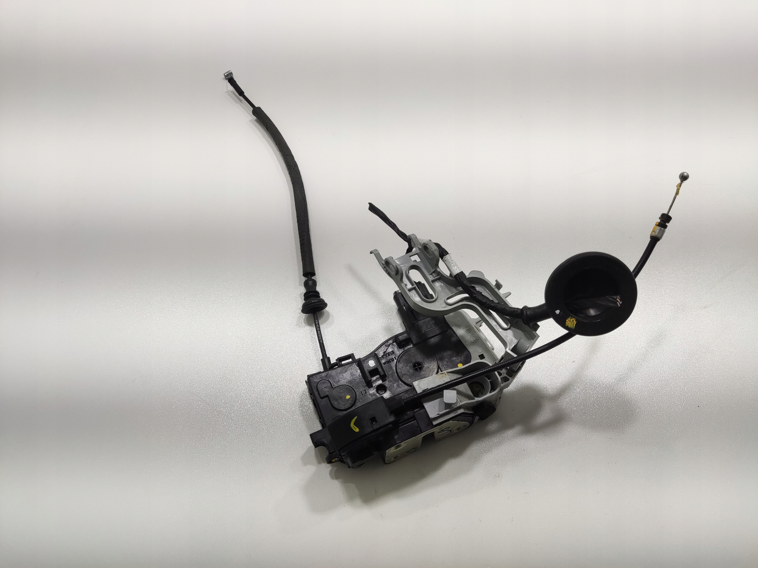 ZAMOK LAVYCH PREDNYCH DVERI KIA VENGA 2014-2019 LIFT 81310-1P000 6 PIN