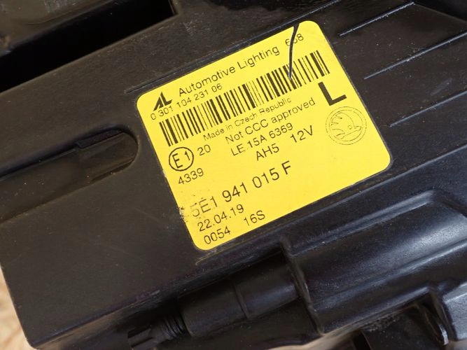 SKODA OCTAVIA III FULL LED LIFT 17- LAVE PREDNE SVETLO 5E1941915F