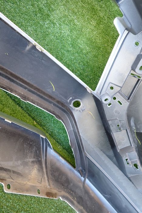 MITSUBISHI ECLIPSE CROSS 17- PREDNÝ NÁRAZNÍK