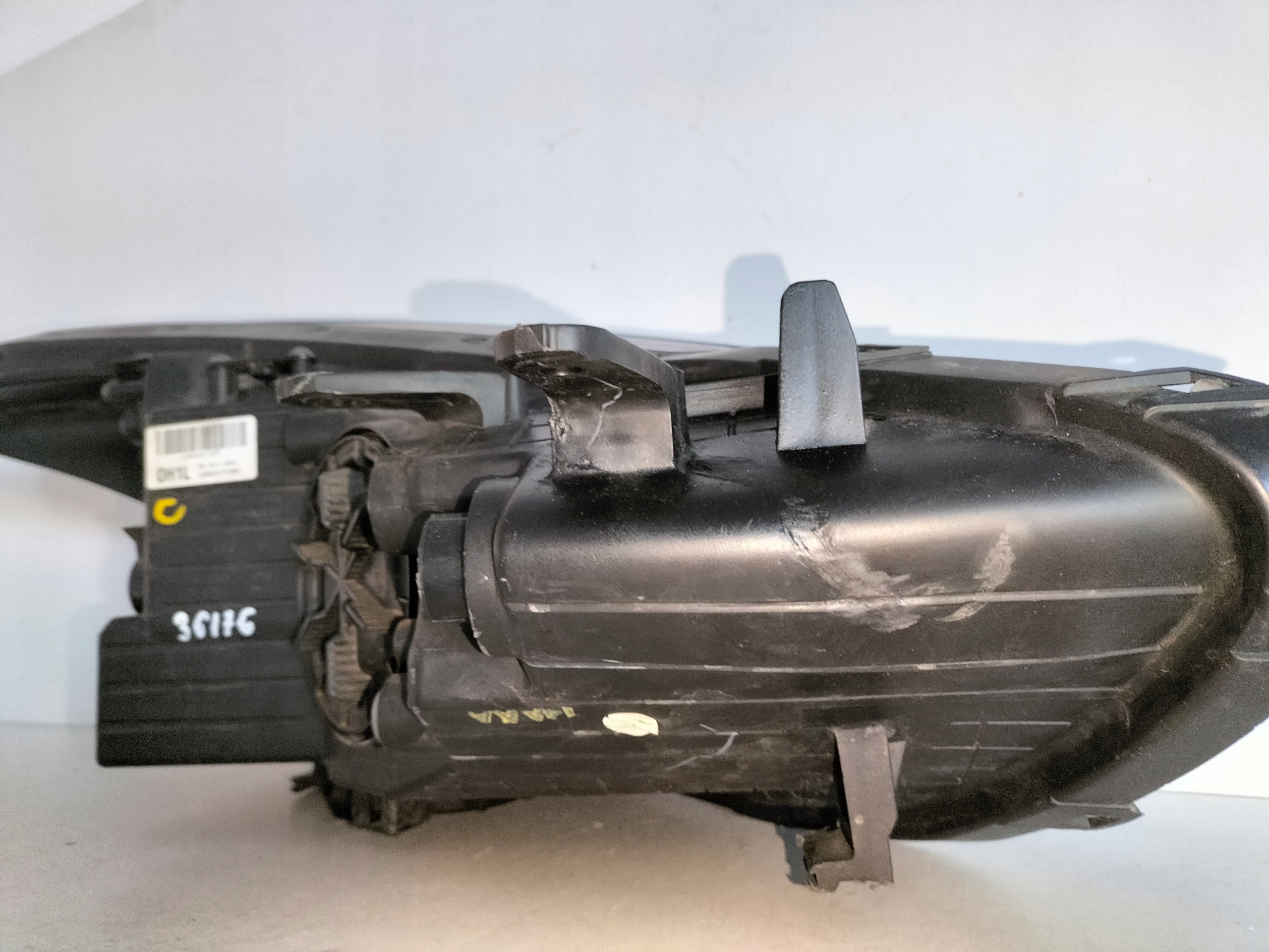 LAVE PREDNE SVETLO HYUNDAI I30 II 12-